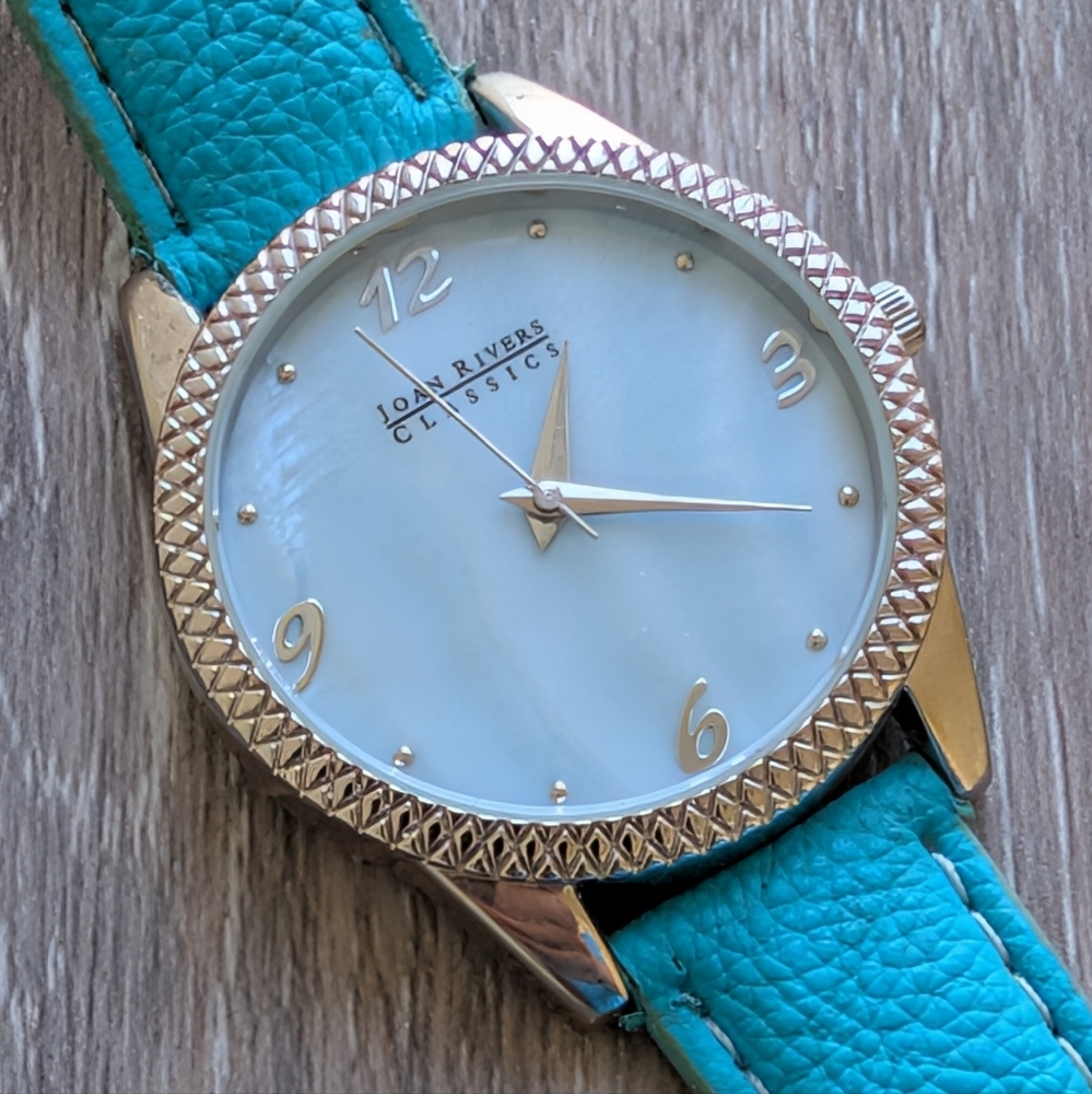 Joan Rivers Classics Collection Watch In Working Condition - Picture 2 of 8